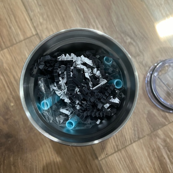 FRIENDS The One Where Im a Bride 20oz Tumbler cup NWT - Picture 5 of 7